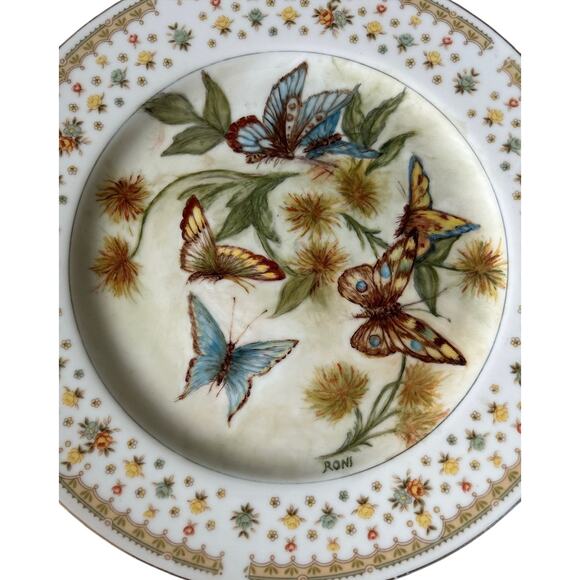 Vintage Garden Bouquet Fine China Plate Hand Painted Butterfly Design‎ Set of 2 - Picture 7 of 7